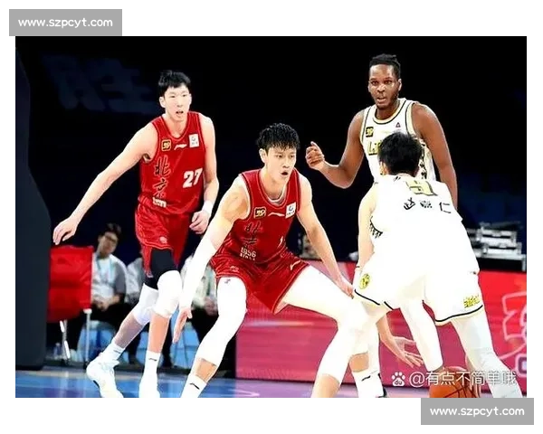 中国男篮迎战法国强队，全力冲击赛场胜利的背后故事揭秘